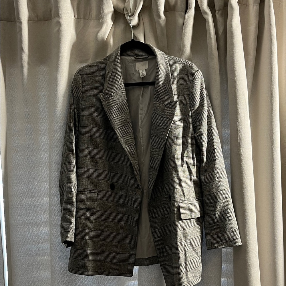 H&M Black and White Checkered Blazer
